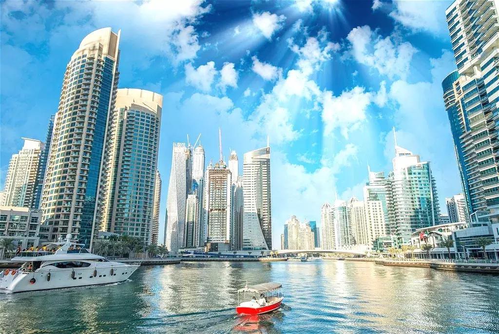 比迪拜还有钱的地方,沙特和迪拜哪个有钱