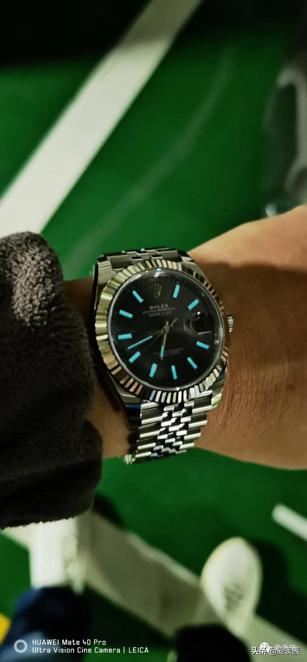 八年后携皇冠重回爱表一族，新年给自己的中年礼物