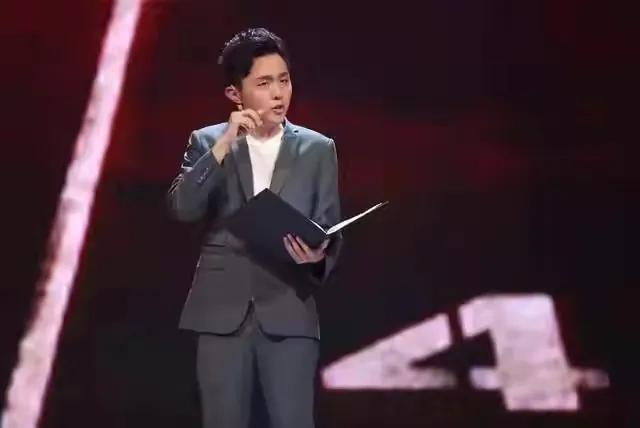 章泽天有3次人生重要选择,章泽天要对自己有正确的认知