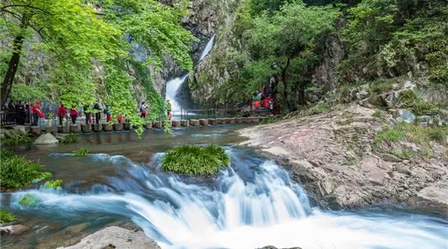 浙江有哪些有瀑布的旅游景点,浙江旅游景点推荐瀑布