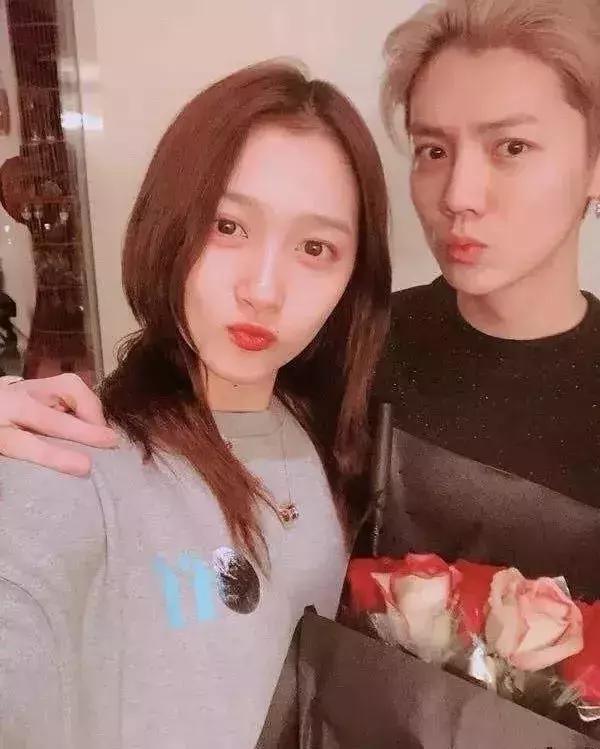 鹿晗八千万买的房子,鹿晗千万智能豪宅曝光