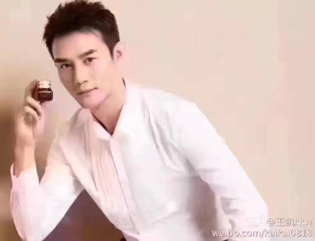 雅诗兰黛眼霜和兰蔻眼霜,眼霜抗皱去细纹雅诗兰黛