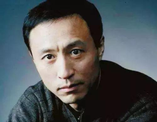 那个曾不顾家人反对，毅然出国留学的王洛勇，如今去了哪里？