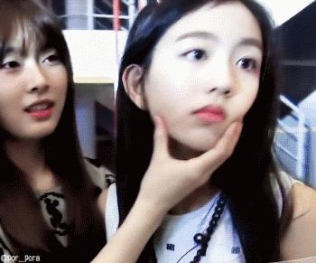 脸颊没肉是太瘦了么,韩国爱豆要瘦到多少斤