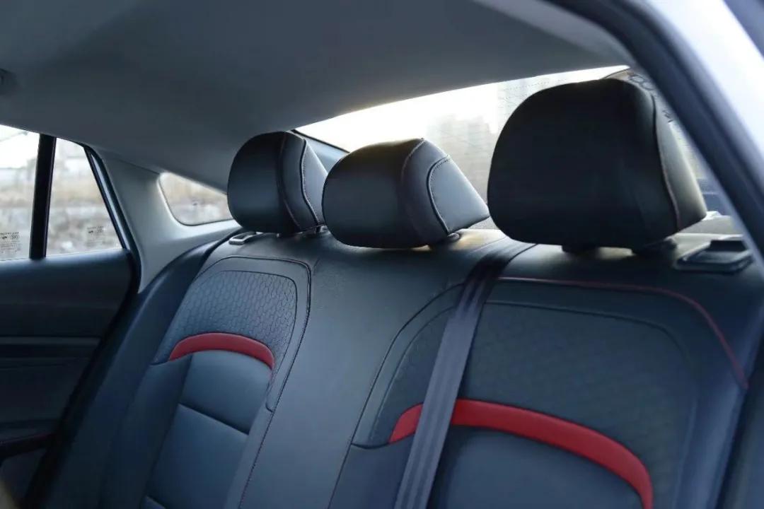 mg5旗舰版试驾,特价mg5手动