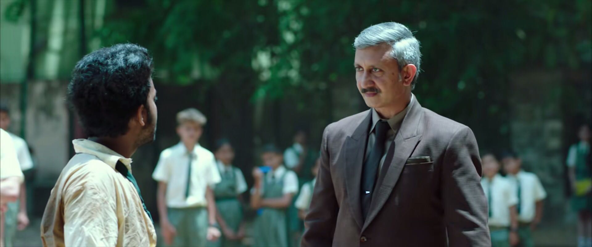 矮穷矬秒变高富帅,矮穷变成高富帅的方法