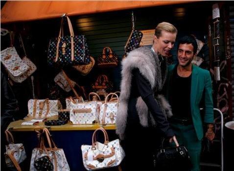 lv瀹樻柟鍥炲簲璐ㄩ噺,lv瀹樻柟鍥炲簲鍞亣娆鸿瘓