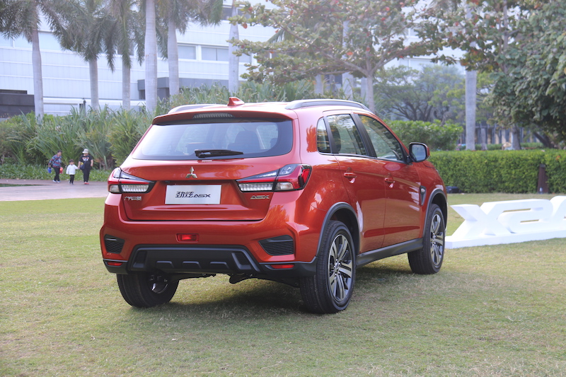 十万元内性价比高的车新车试驾,最新款三菱劲炫试驾视频