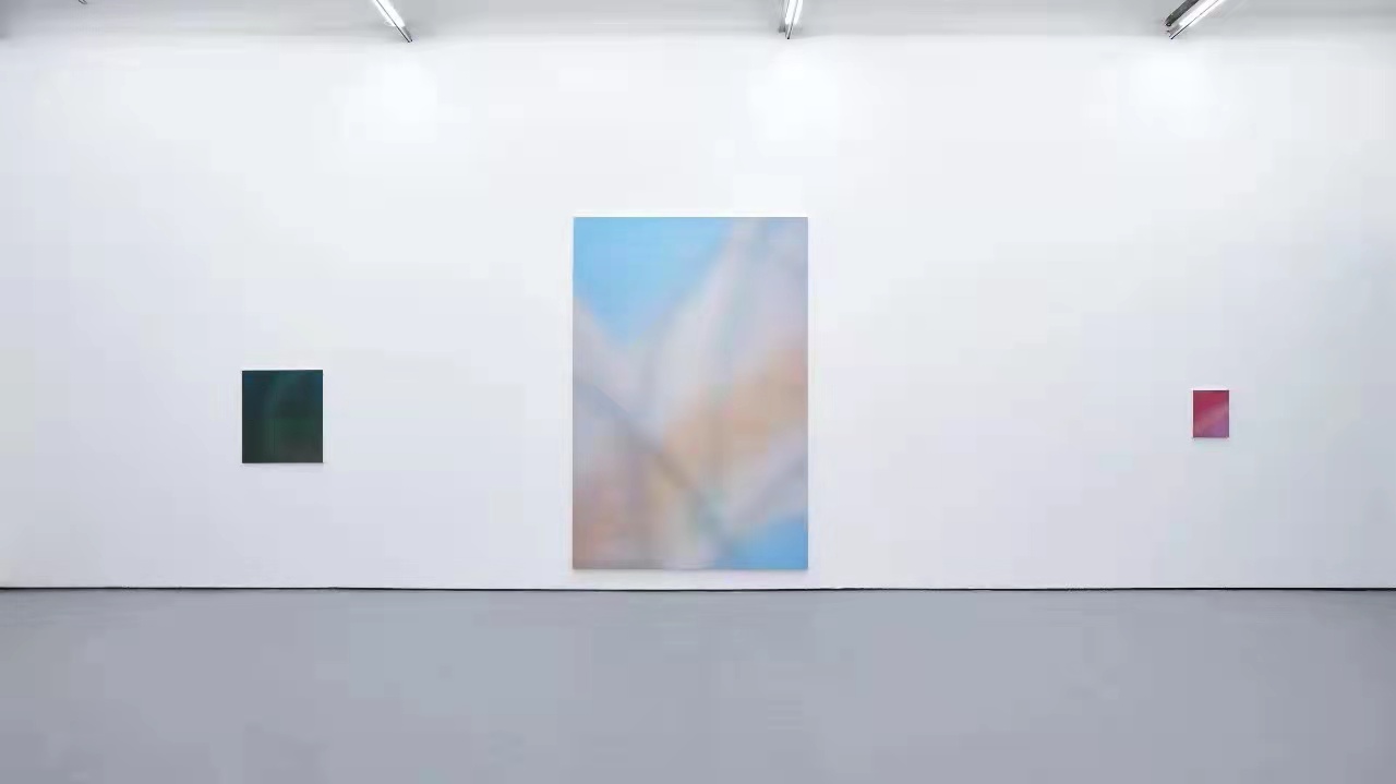 两端之间：万杨的绘画｜艺术栗子