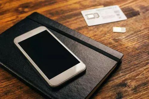 手机话费余额退款困难重重，咋办？