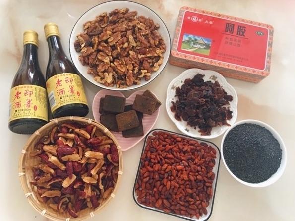 别光喂娃了，即使当了妈，女人也要对自己好一点，在家自制阿胶膏