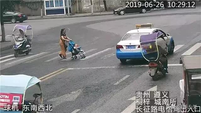 机动车未礼让行人最新曝光台,不礼让行人要车主去处理吗