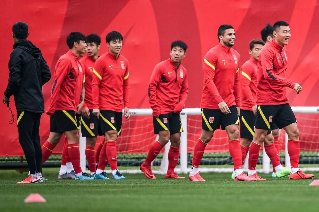 英格兰56年,55年漫长回家路