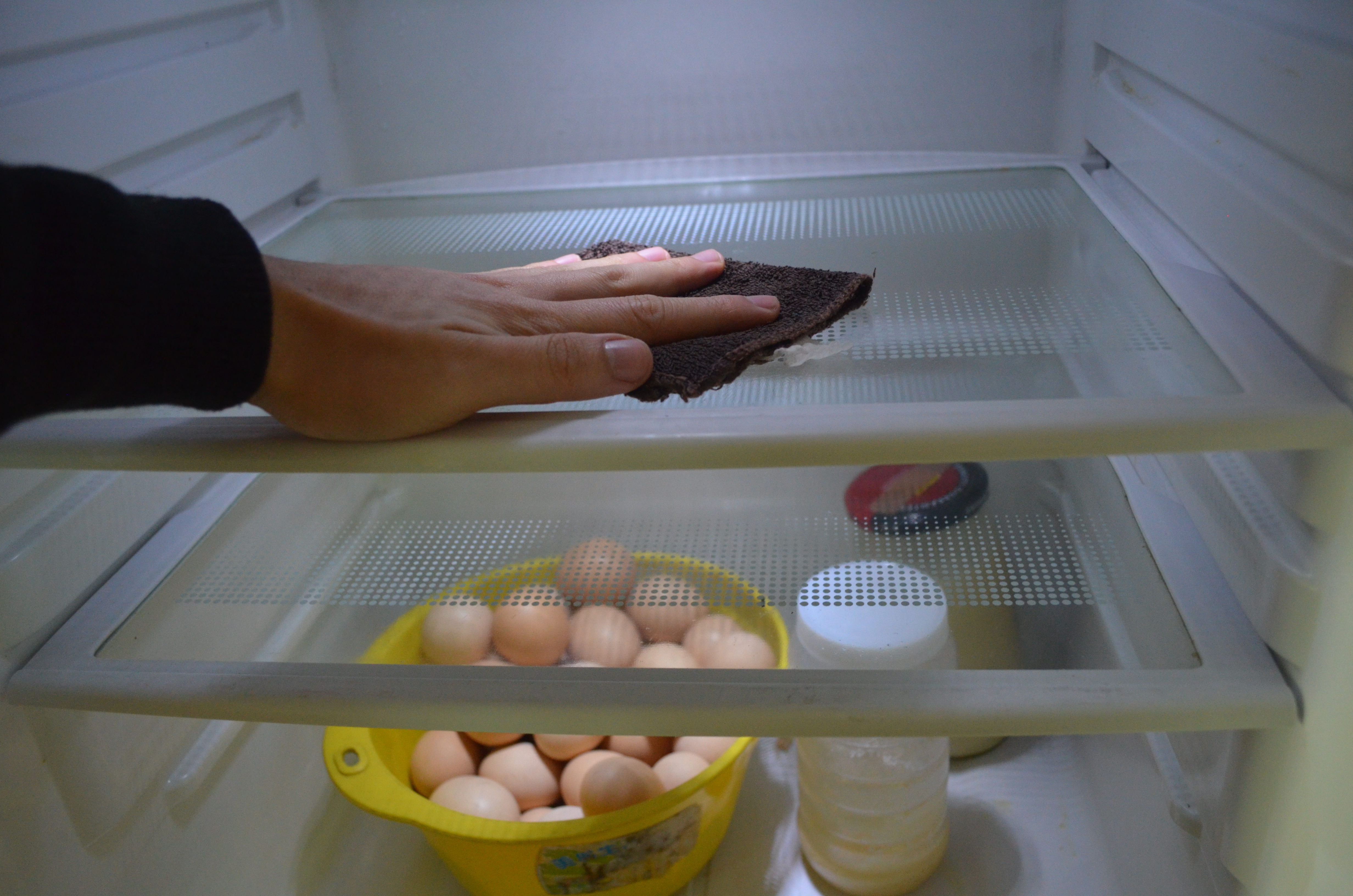 冰箱清洁有妙招轻松搞定冰箱污渍,冰箱脏了怎么擦干净