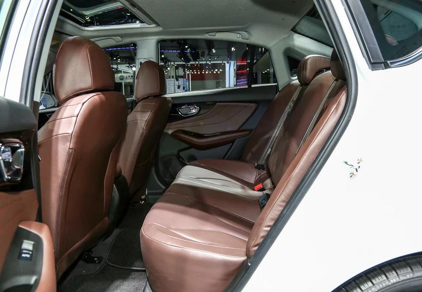 三菱四驱混合动力16万,三菱动力最出色的车是哪款