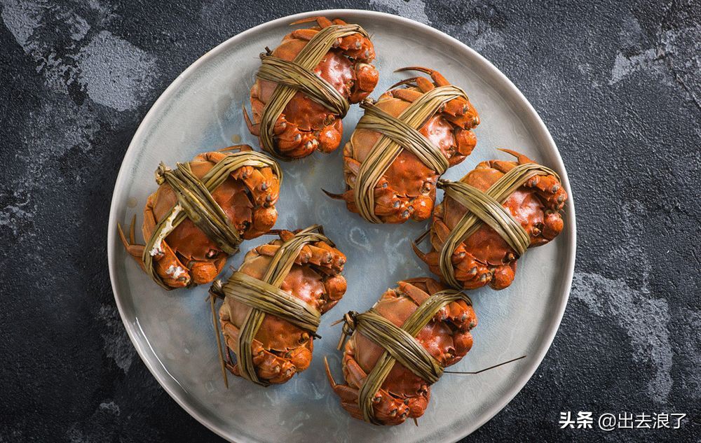 吃蟹子注意事项,吃蟹的时候当心点扎嘴