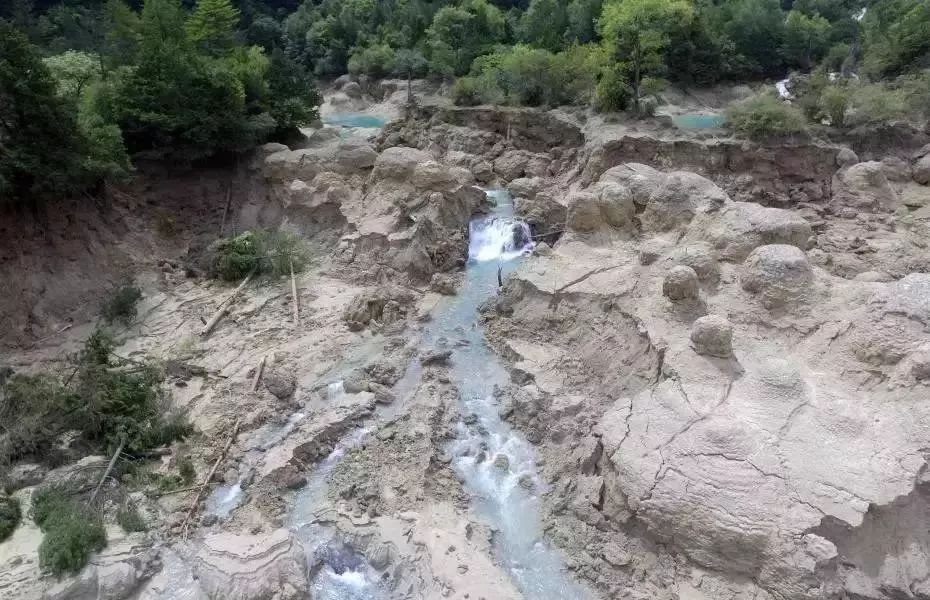 九寨沟景色恢复了吗,九寨沟震后重生
