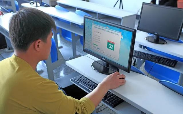 怎样考过科目一的技巧?学会这几点!过关率提高95%了!