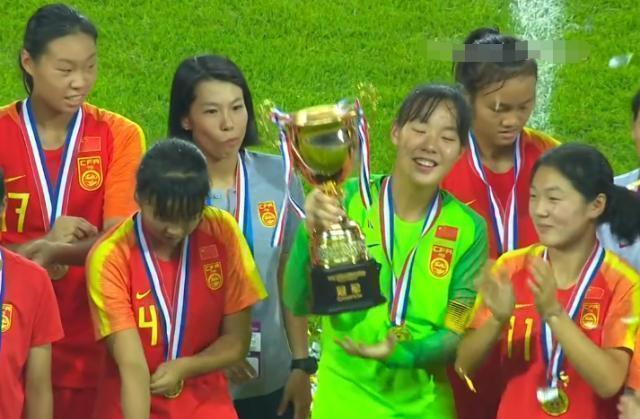 昔日孙雯带领中国女足的精彩视频,铿锵玫瑰中国女足孙雯