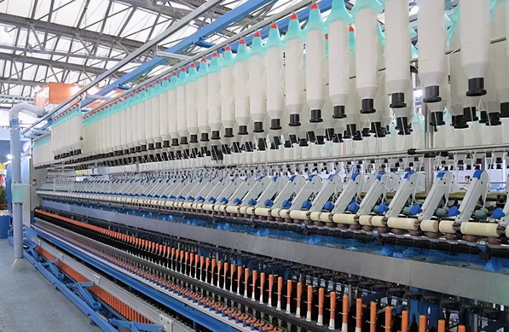 洗袜放84消毒液吗,84消毒液适合洗衣机用吗