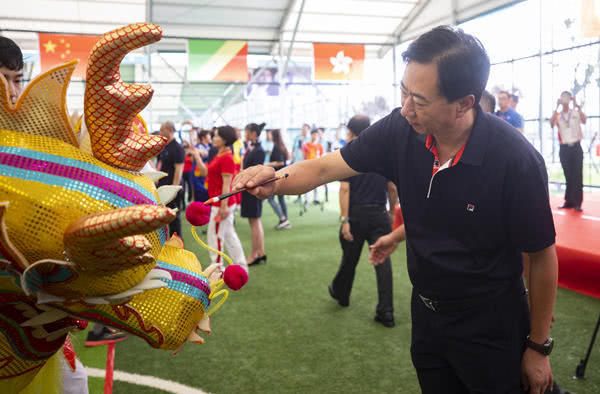 五洲龙狮聚星城中国传统体育国际锦标赛端午开幕