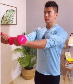 女生平胸怎么锻炼能让胸增大,女胸平怎么练