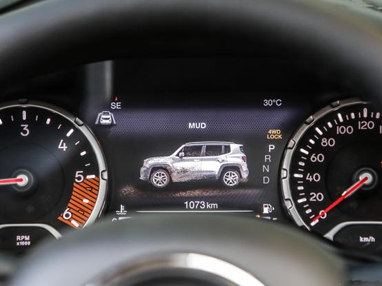 jeep自由侠改款消息,最新款jeep自由侠内饰