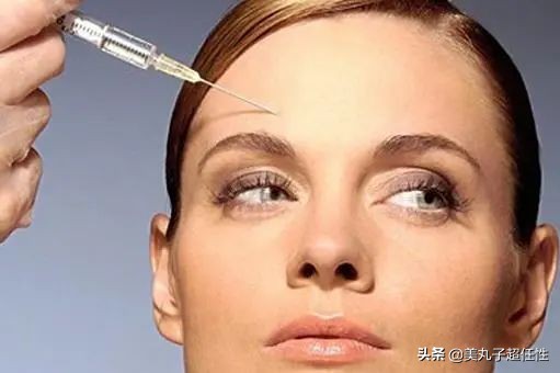原来解决抬头纹这么简单,一个方法轻松解决抬头纹