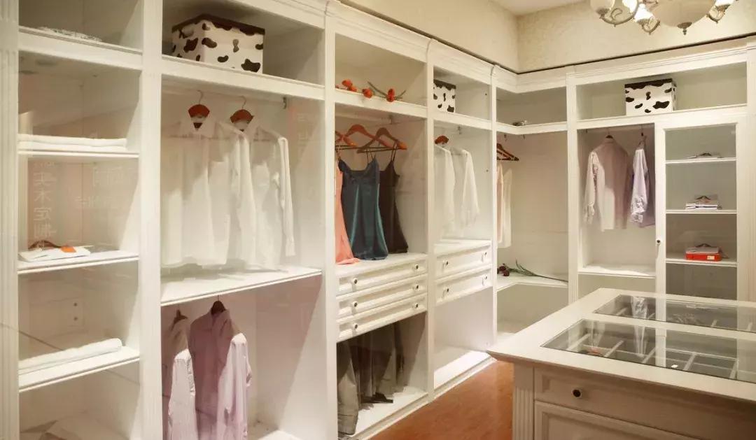 衣柜怎么摆放才不会影响风水,衣柜对财运的影响