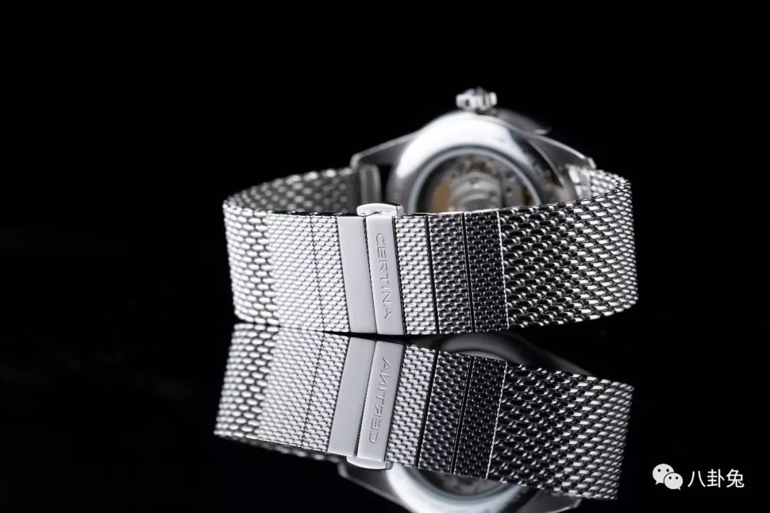雪铁纳手表5000元左右款式,几十块钱的米兰表带