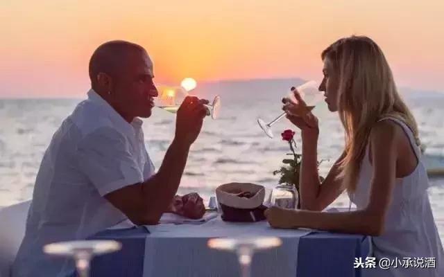 看起来很会喝酒的女生是什么样的,看起来很会喝酒的女生