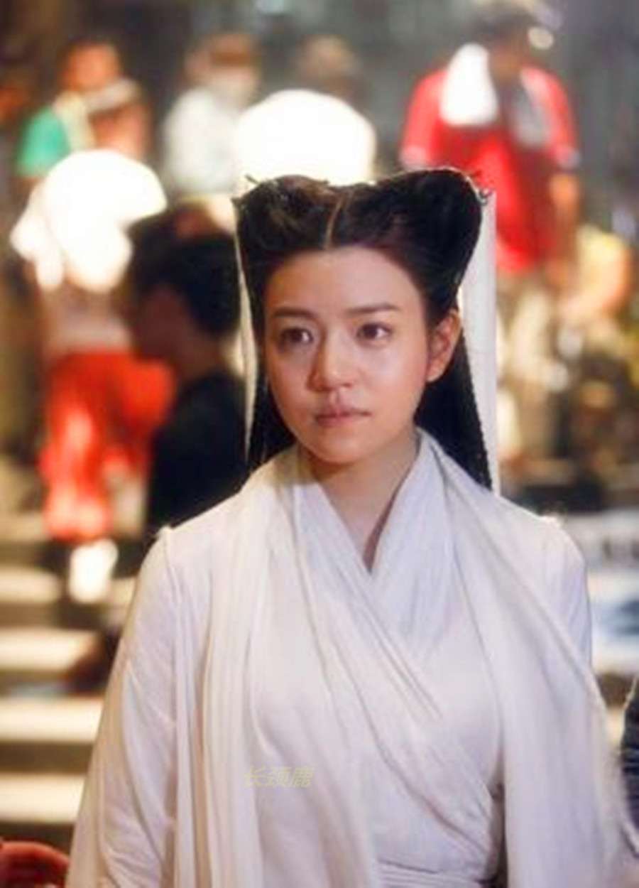 颜值不够美颜来凑年龄大就装嫩,颜值不够才艺来凑