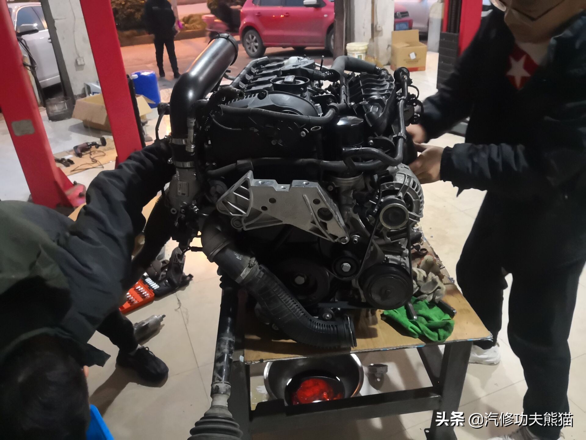 斯柯达昊锐发动机烧机油大修,18款的斯柯达为什么烧机油