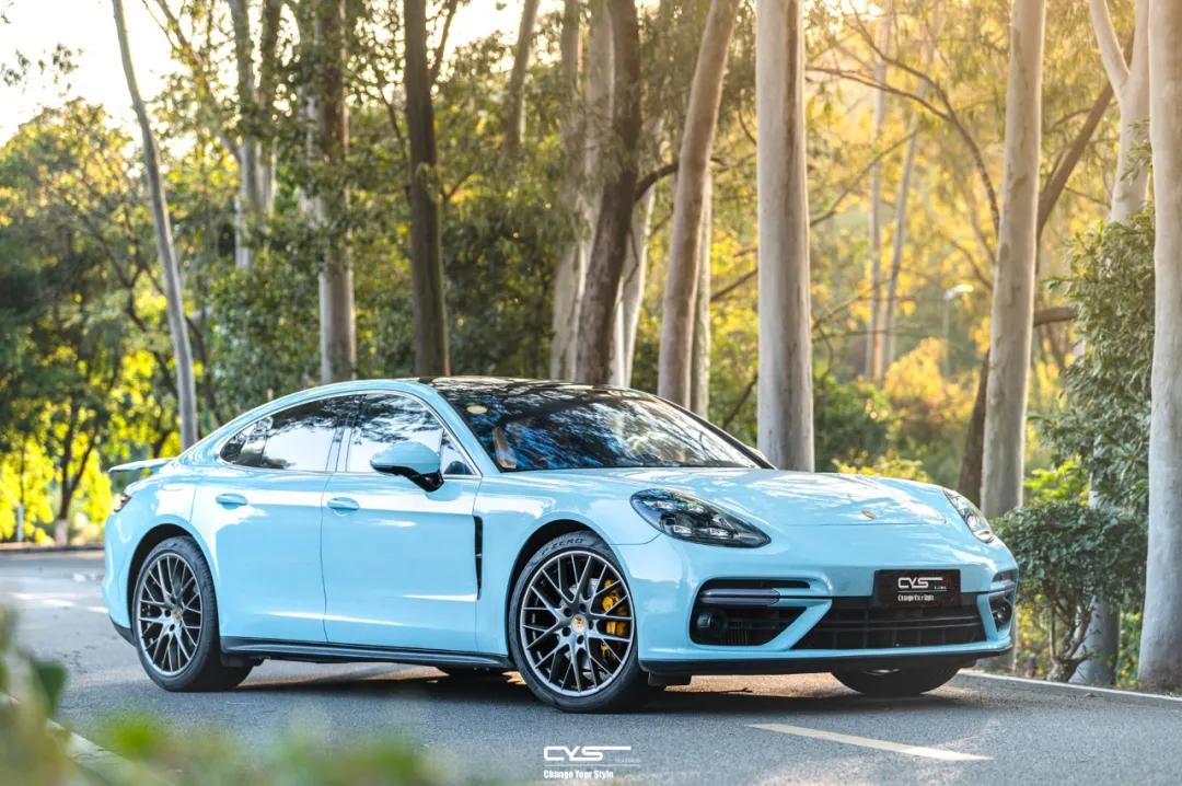 2021潘通pantone流行色,pantone潘通发布2021流行色