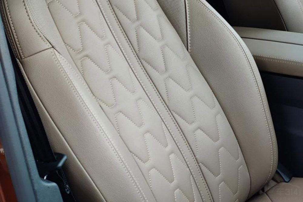 标致5008绕桩评测视频,2023标致5008绕桩测试