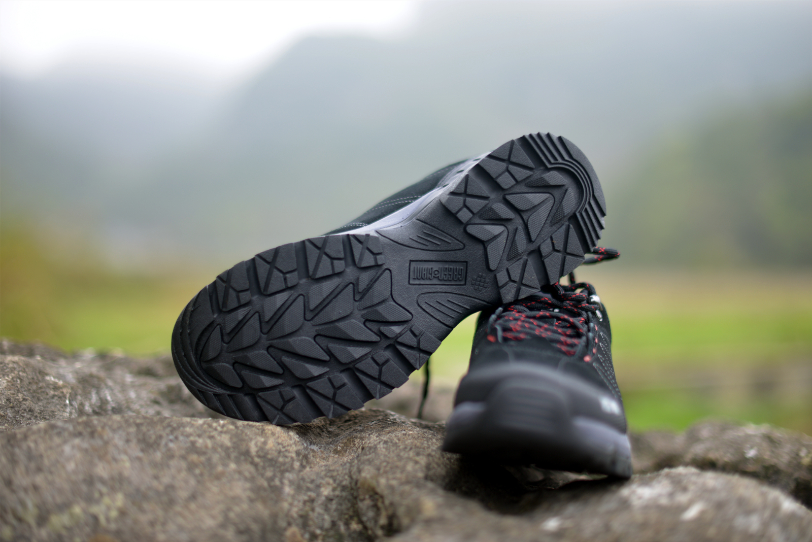 登山徒步鞋测评与推荐,安全舒适鞋