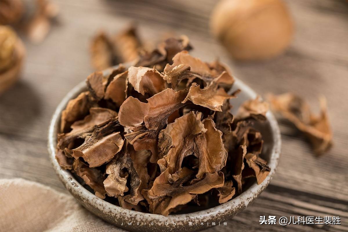 宝宝三岁了总是尿床怎么治,宝宝三岁还尿床怎么上学啊