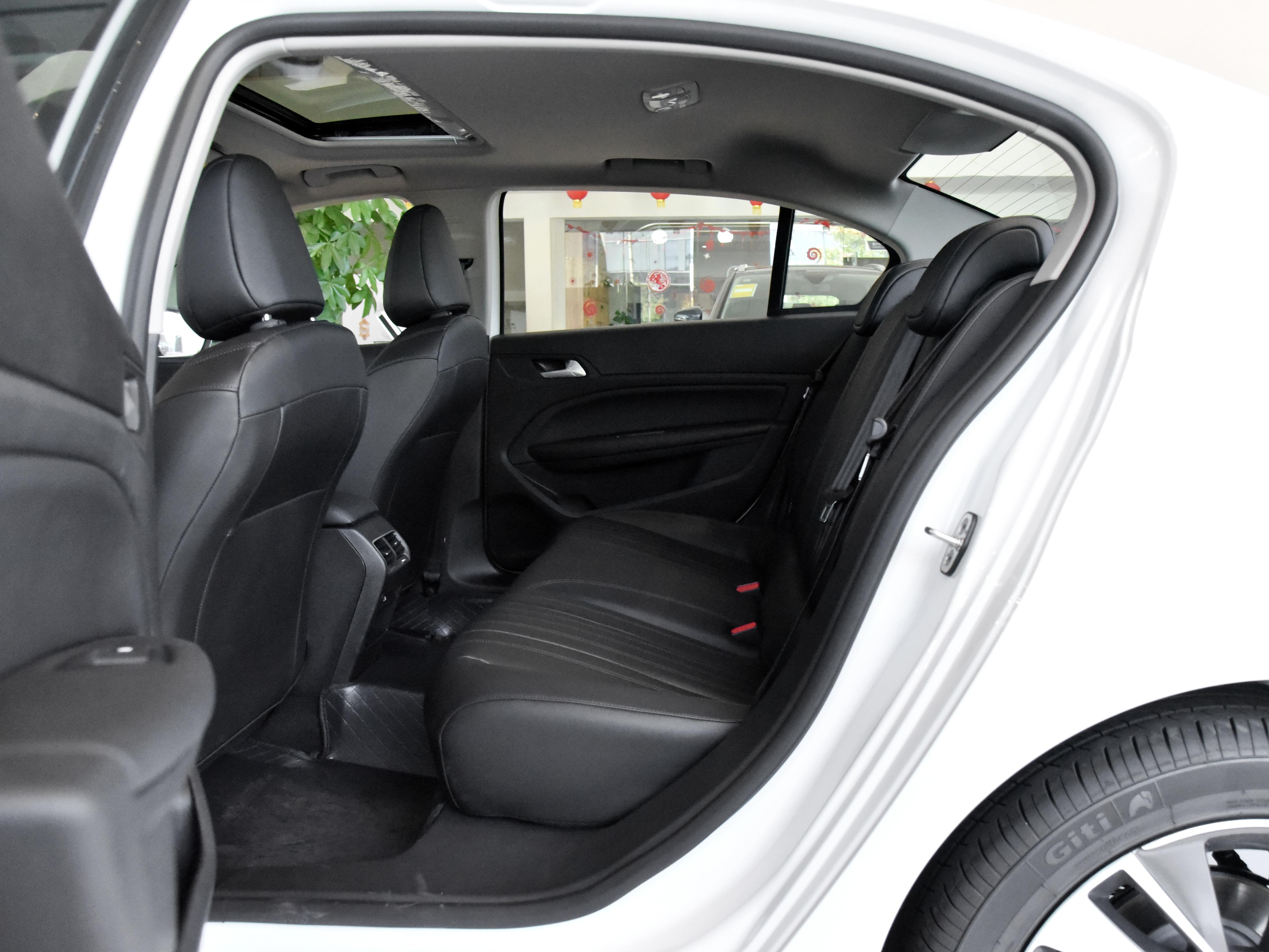 四缸at变速箱车型,标致4081.6t四缸不点火