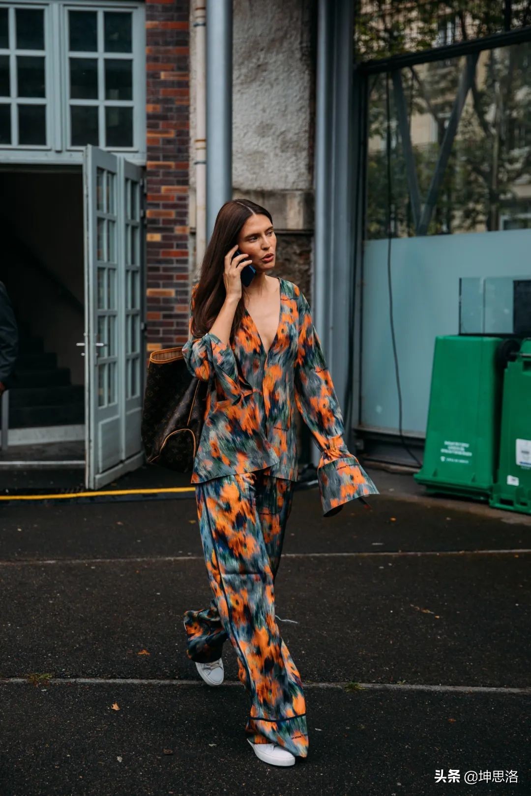 巴黎时装周的最佳街头穿搭风格,2020春夏时装周穿搭灵感指南