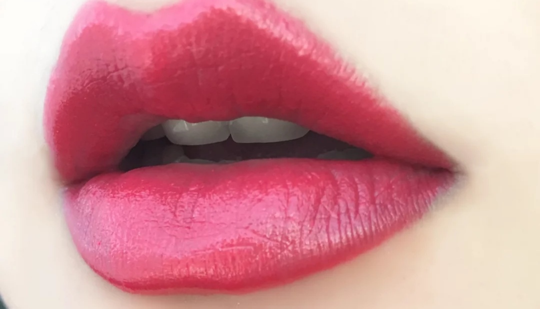 纪梵希小羊皮304和306区别,纪梵希304跟306哪个更适合日常