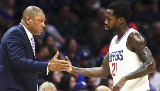 三人防守篮球战术,快船队五小阵容攻防水平怎么样