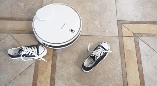 家里飞毛絮怎么去除,家里的小毛絮怎么处理