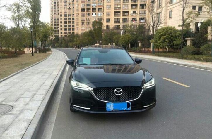 开完日产天籁，再换到马自达阿特兹上，老司机：差距真不一般！