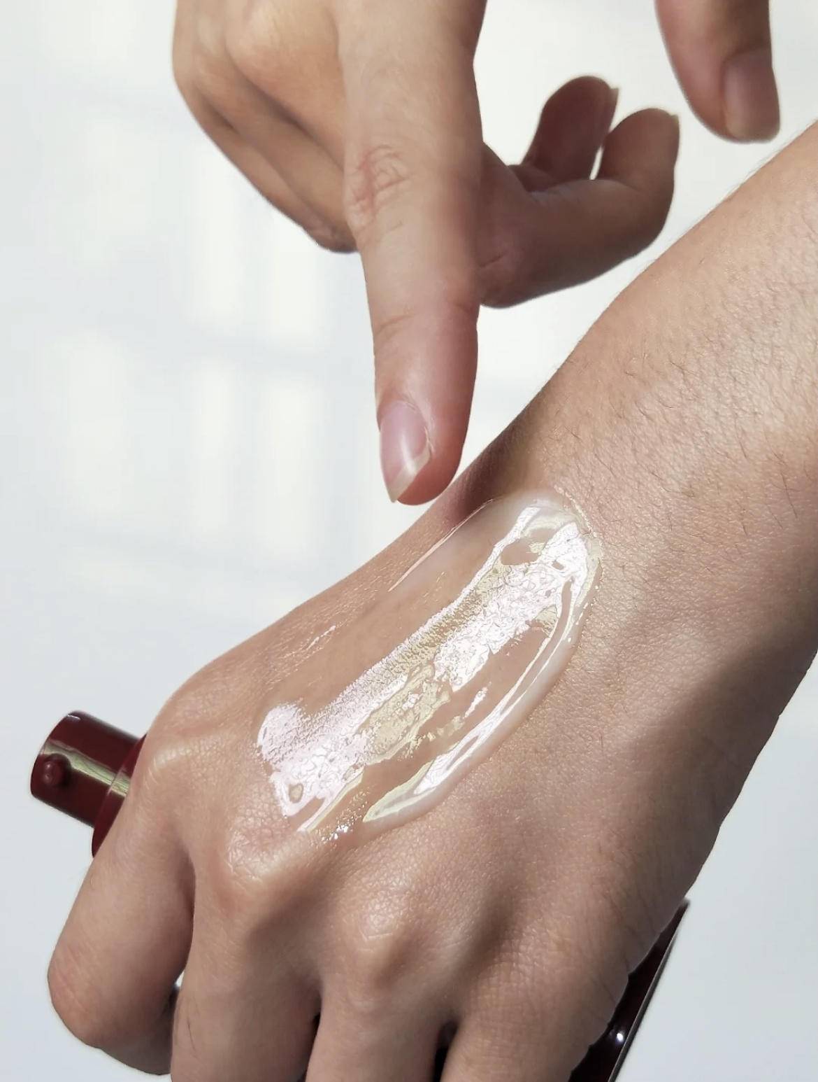 对抗暗沉提亮美白的精华推荐,有哪些值得入手的抗氧化精华