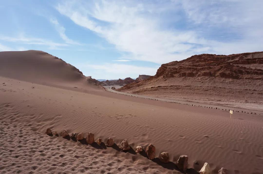 沙漠打卡！武汉的AtacamaCoffee咖啡店｜外物设计