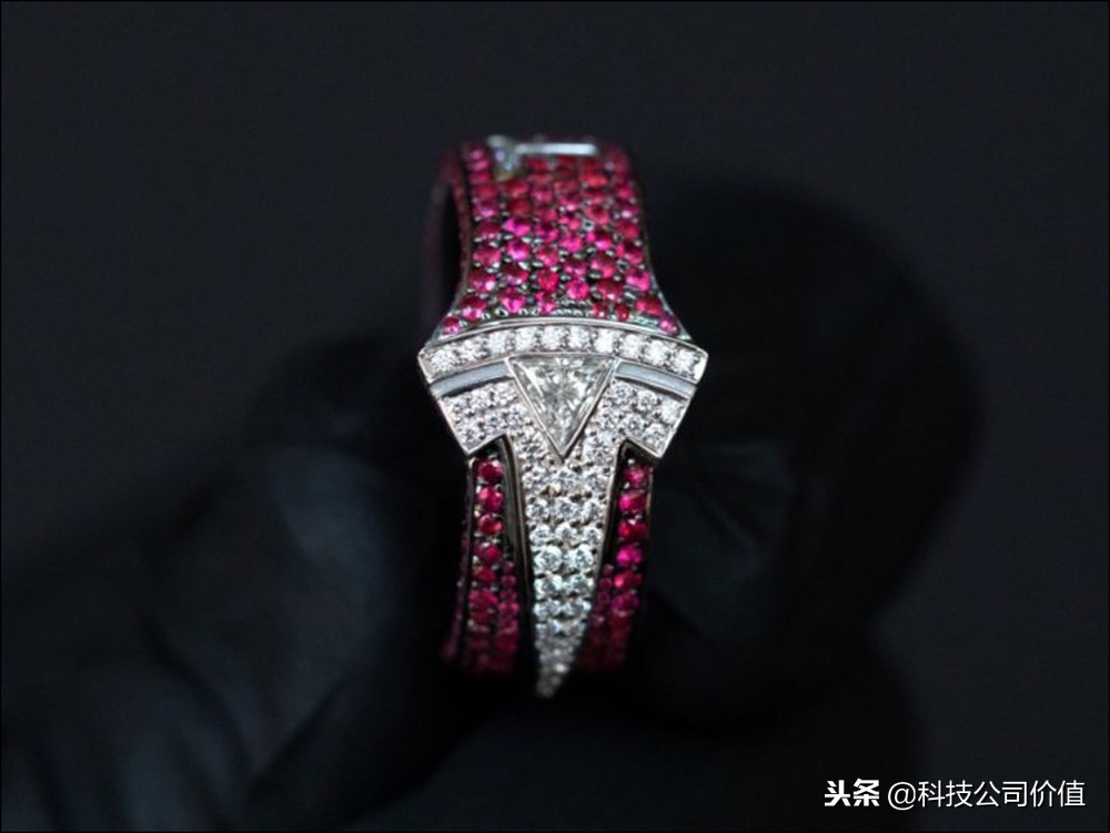 特斯拉和钻石,特斯拉镶嵌钻石