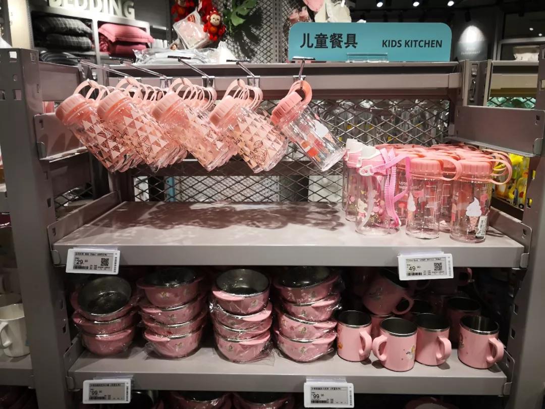 天山路街道百盛优客,天山优客百盛