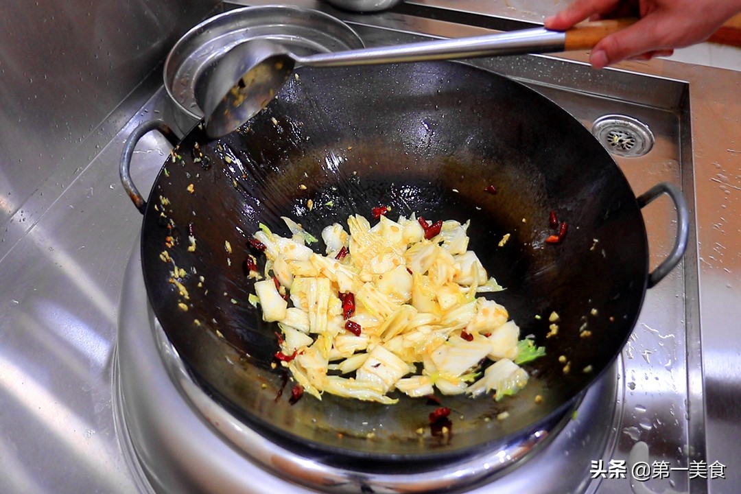 中国航天员的饮食vs外国人伙食,航天员的一日三餐是怎么安排的