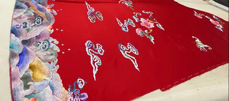 云游通州：当旗袍邂逅燕京八绝之京绣……