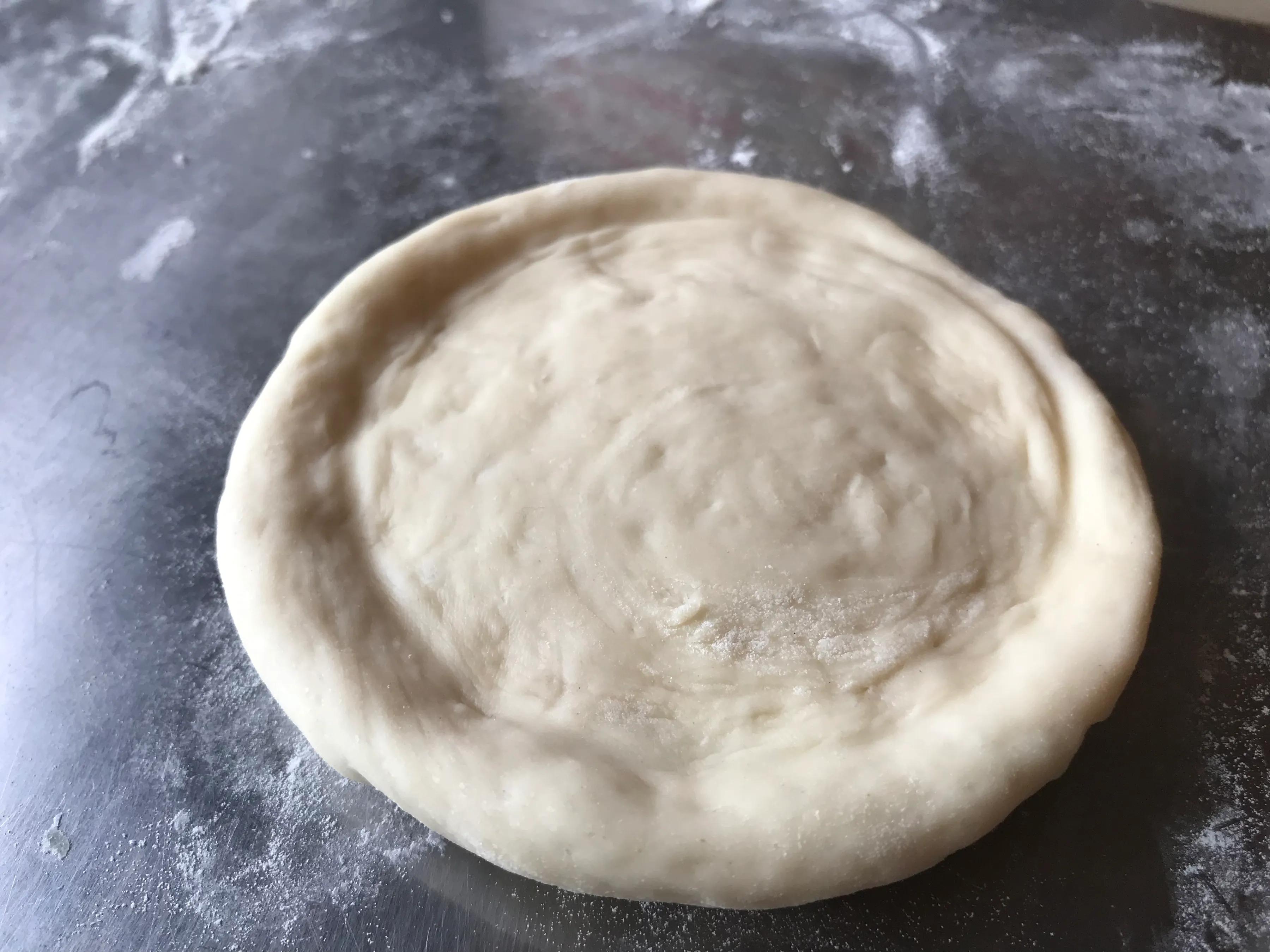 用现成的白吉馍做肉夹馍,白吉馍饼做法酥脆